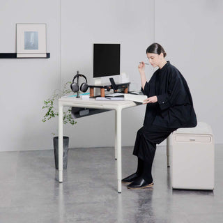 The Science Behind Standing Desks and Cognitive Performance