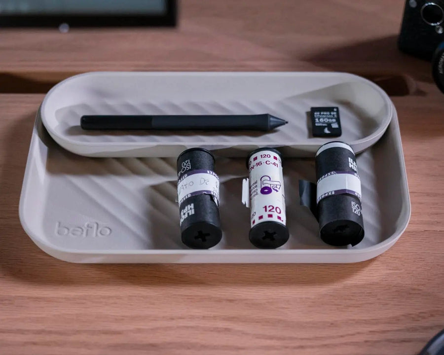beflo Gobi white desk tray container with stationery items on a wooden surface