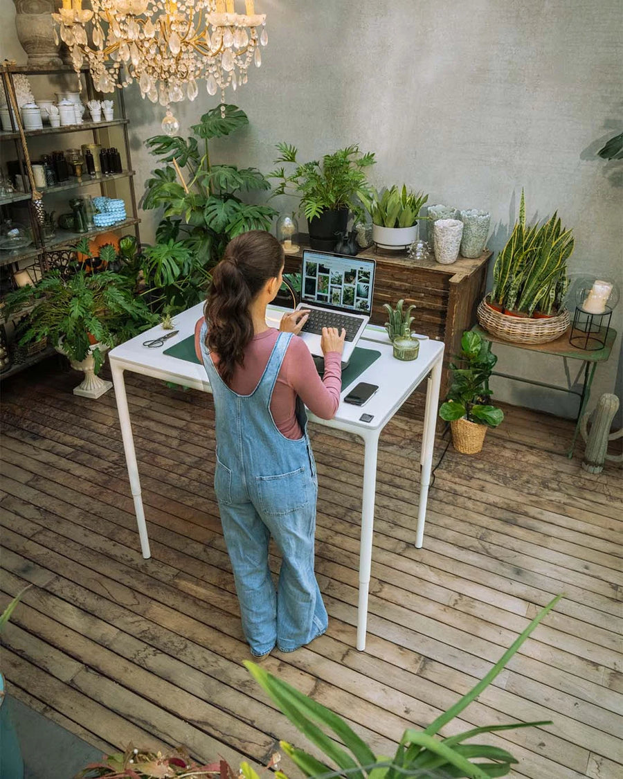 Slant - Laptop Stand