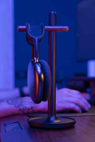 Thuja – Solid Wood Headphone Stand